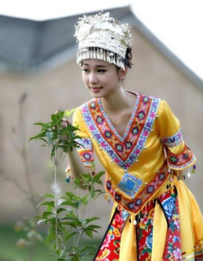 苗族女孩很漂亮,却很少嫁给汉族人,这一原因很