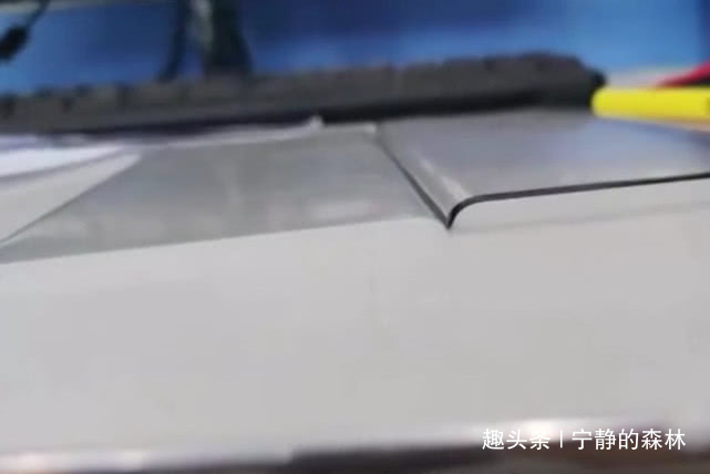 华为Mate30Pro采用一体化玻璃技术;苹果11继续刘海屏 吉祥坊备用网