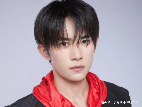 本以为易烊千玺已经够酷了,直到看见李现,众人直言:理想型! 龙8国际app官网