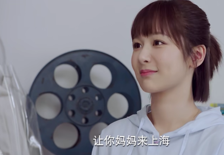 佟年看郑辉的眼神,藏着女儿为什么一定要富养的道理 申搏注册