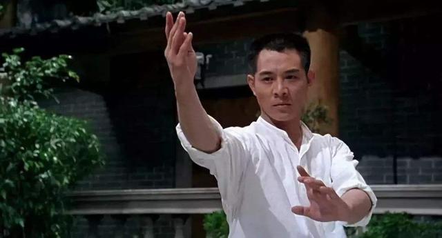 于荣光从京剧小生到功夫巨星,40年坚持匠心精神从不简单 太阳城真人真钱注册