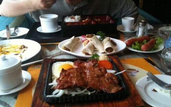 吃西餐时,为什么先端一杯柠檬水?别傻傻喝掉,容易闹笑话 hg8868皇冠