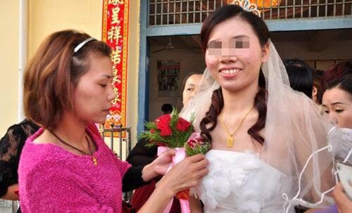 婚后女婿每月给岳母2千,岳母生日送金镯,听妻子的话丈夫提离婚 婚后女婿每月给岳母2千,岳母生日送金镯,听妻子的话丈夫提离婚