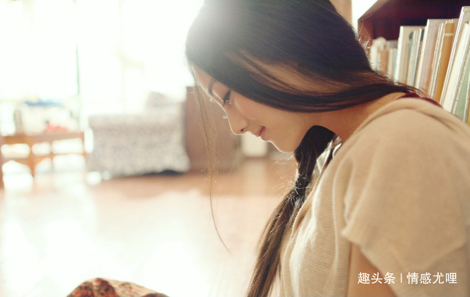 人生真正的悲剧,莫过于放弃了不应该放弃的,坚持了不应该坚持的 澳门网上真人赌场网站