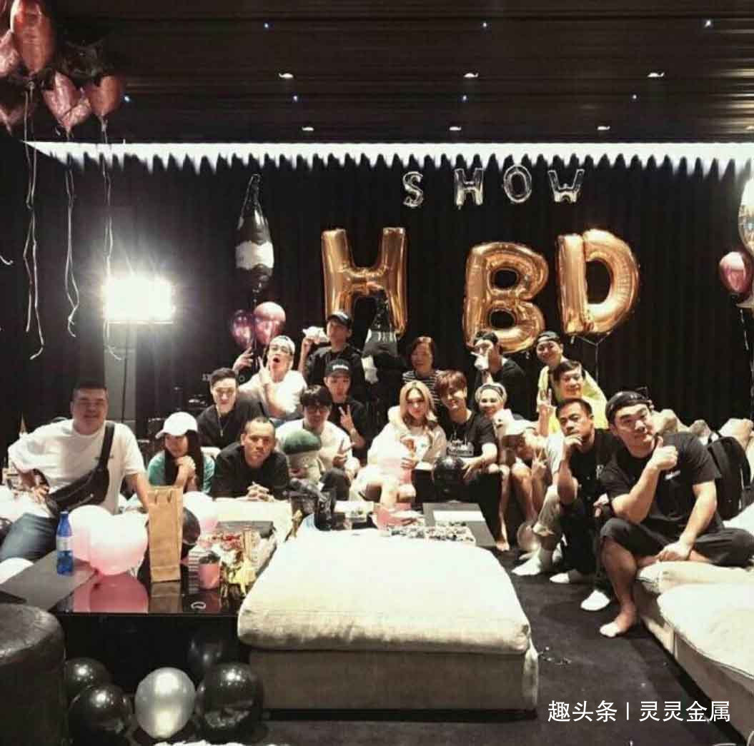 罗志祥在40岁的生日party中大秀恩爱,令人羡慕的甜蜜爱情 九州城娱乐网 备用网址
