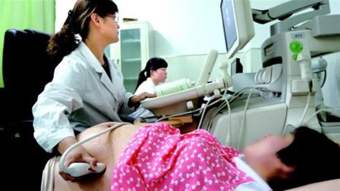 “生育能力”强的女性,身体这3个方面优势突出,可能一碰就中!
