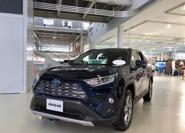 全新一代丰田RAV4性能堪比普拉多,油耗5L,将于10月正式上市! 百万发网站