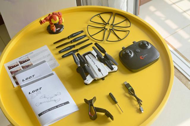 399元买了个5G传输无人机，能远程传输，配合智能手机效果更好