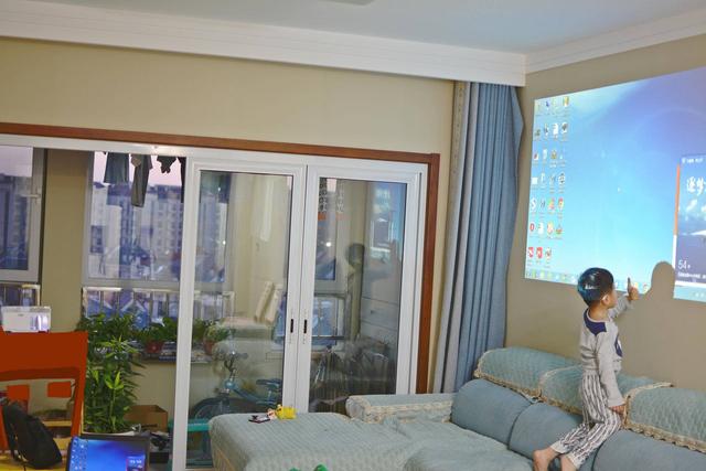 3500元打造家庭影院，1080P+3400流明+智能3D，宏碁投影仪评测