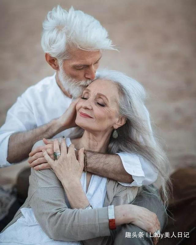 被这帮“银发模特”圈粉，平均年龄60的他们，活出自己想要的模样