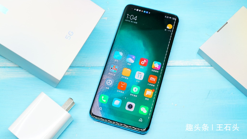 价格对标华为，小米10登上国际舞台！高管：华为是学习的榜样！