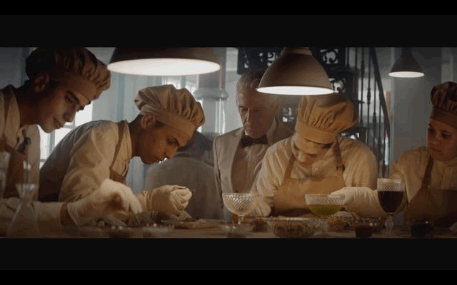 上层吃肉,底层吃人,为活命人类变畜牲