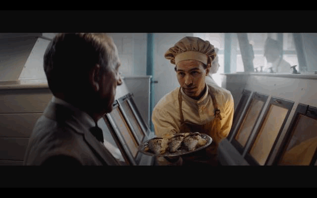 上层吃肉,底层吃人,为活命人类变畜牲