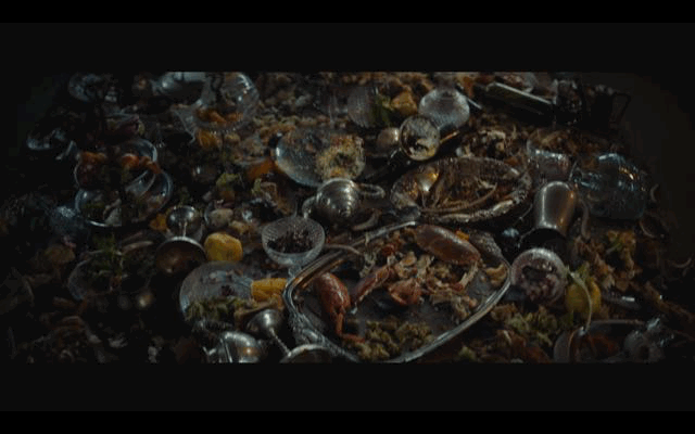 上层吃肉,底层吃人,为活命人类变畜牲