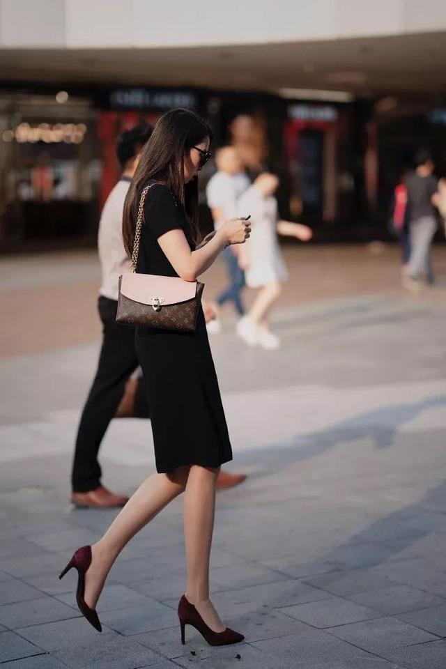 出街穿搭高跟鞋，怎么搭配怎么迷人
