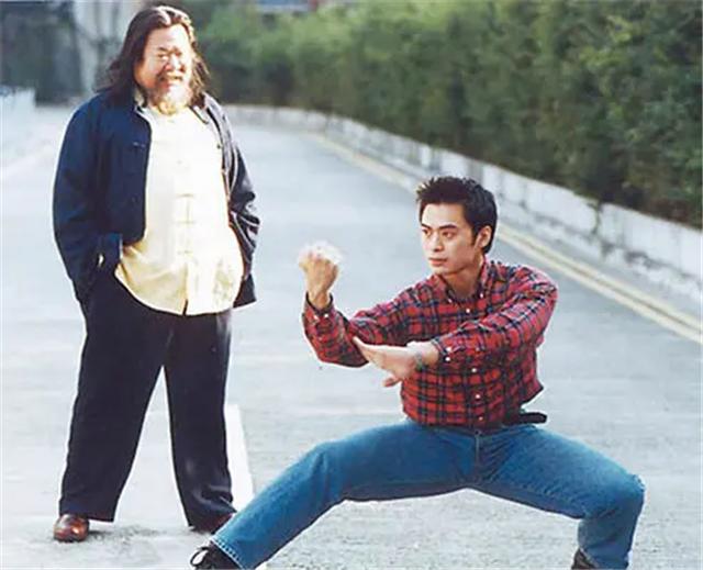 《力王》不为人知的幕后故事：林雪装扮“怪物”，票房只有214万