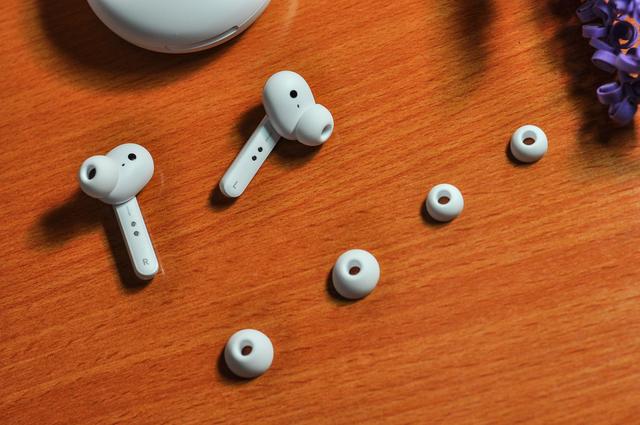 比苹果延时更低，价格比肩小米，听音乐，OPPO是专业的