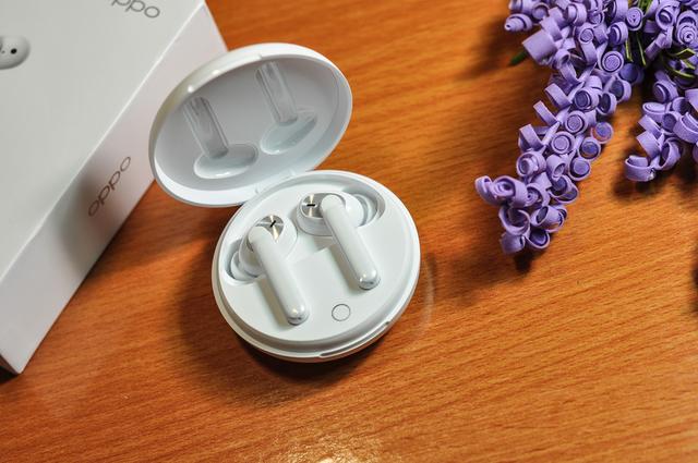 比苹果延时更低，价格比肩小米，听音乐，OPPO是专业的