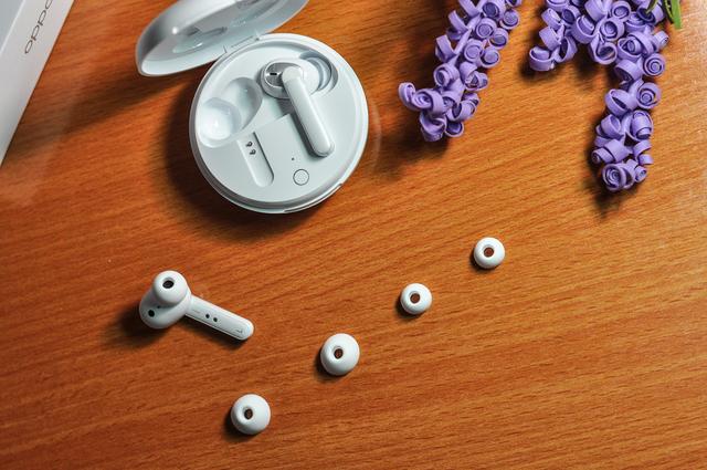 比苹果延时更低，价格比肩小米，听音乐，OPPO是专业的