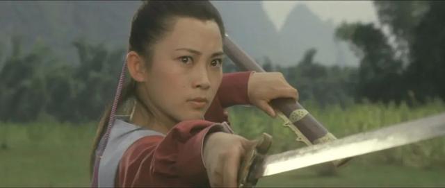 从李连杰的自述中，我发现：李连杰从来没有爱过黄秋燕