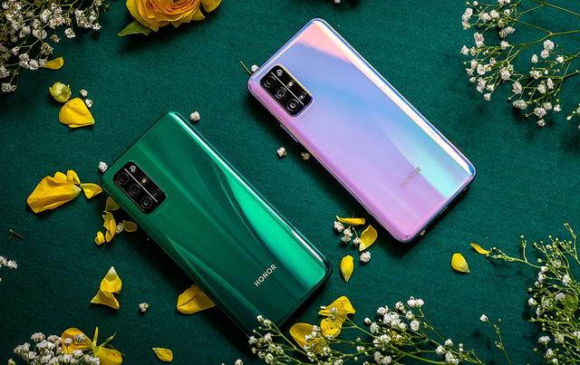 为什么荣耀和华为配置相同，价格相差这么大？你肯定不知道原因