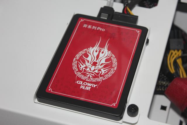 国产之光！光威弈Pro 256G固态硬盘完美体验