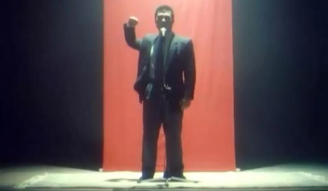 1996年，王朔与冯小刚联手拍了一片，拍出后被禁映8年