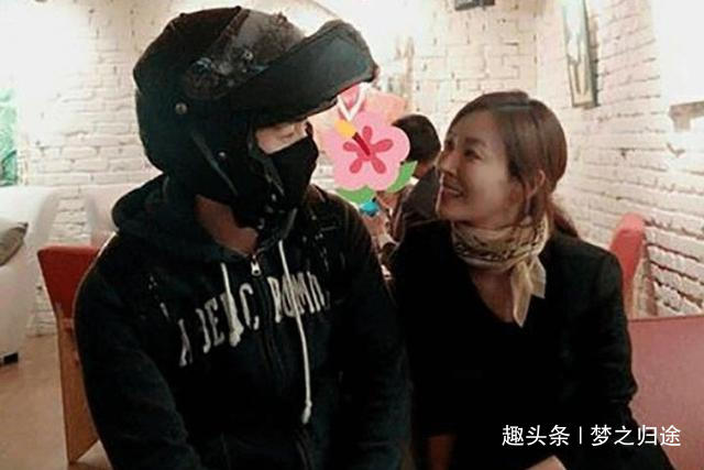 每天约会15个小时，8个月穿同样的衣服决定结婚的韩国明星夫妻？