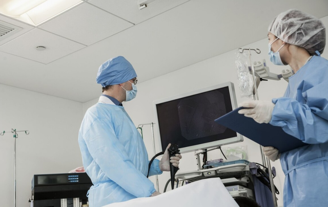 做胃镜是选普通的好，还是无痛的好？怎么选才对？医生给你答案