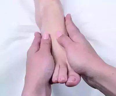 “上病取下,百病治足”绝妙9招,效果真好!简单,人人都能做到