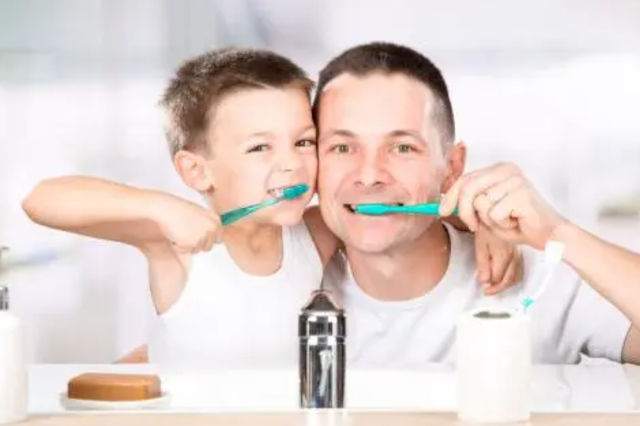 想长寿，勤刷牙？北大50万人研究：刷牙与多种疾病和死亡风险有关