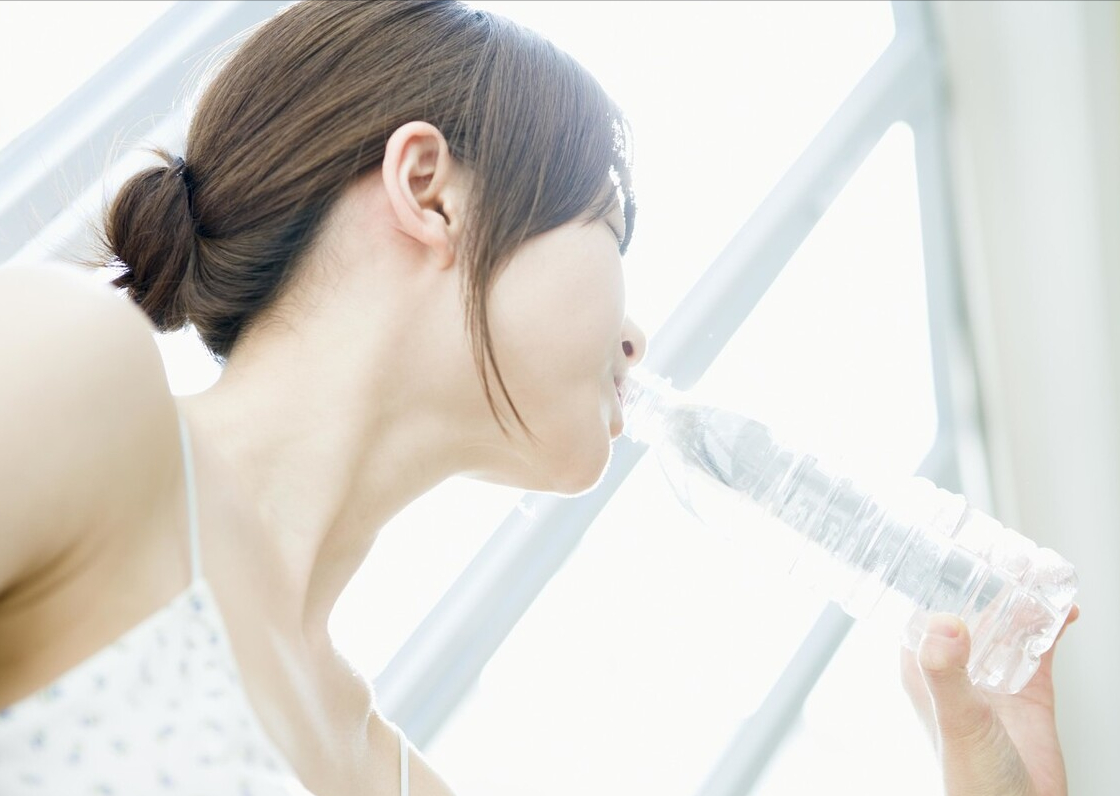 水喝得越多越好？哪些水不能多喝？什么时候是补水的最佳时候？