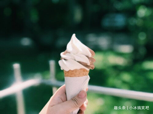 src=http___img.ivsky.com_img_tupian_pic_201910_15_bingqilin-008.jpg_download&refer=http___img.ivsky.jpg