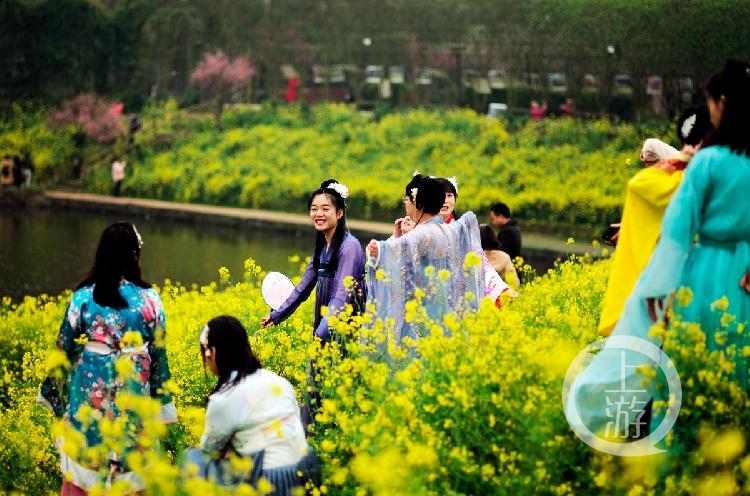 花裳相遇着汉服之韵三八妇女节来云林天乡踏春赏花 上游新闻