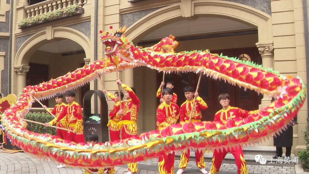 爱申活暖心春丨舞龙舞狮迎接新年 思南公馆民俗氛围浓 上观新闻 爱申活暖心春丨舞龙舞狮迎接新年 思南公馆民俗氛围浓 上观新闻